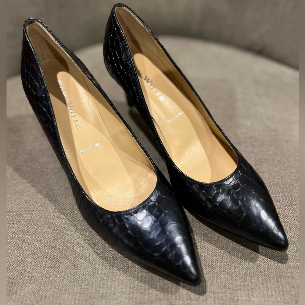 Ron White Cynthia Croco, French Navy,Size 7 or 37.5